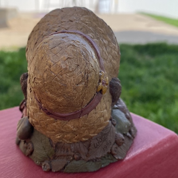 Vintage 1993 Timothy Wolfe figurine. - Picture 3 of 9